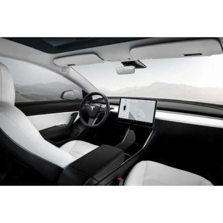 Noleggio Lungo Termine TESLA MODEL 3 interno